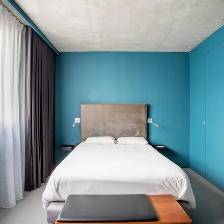 Les Loges Du Theatre Bed & Breakfast *