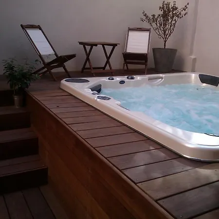 剧院小屋酒店